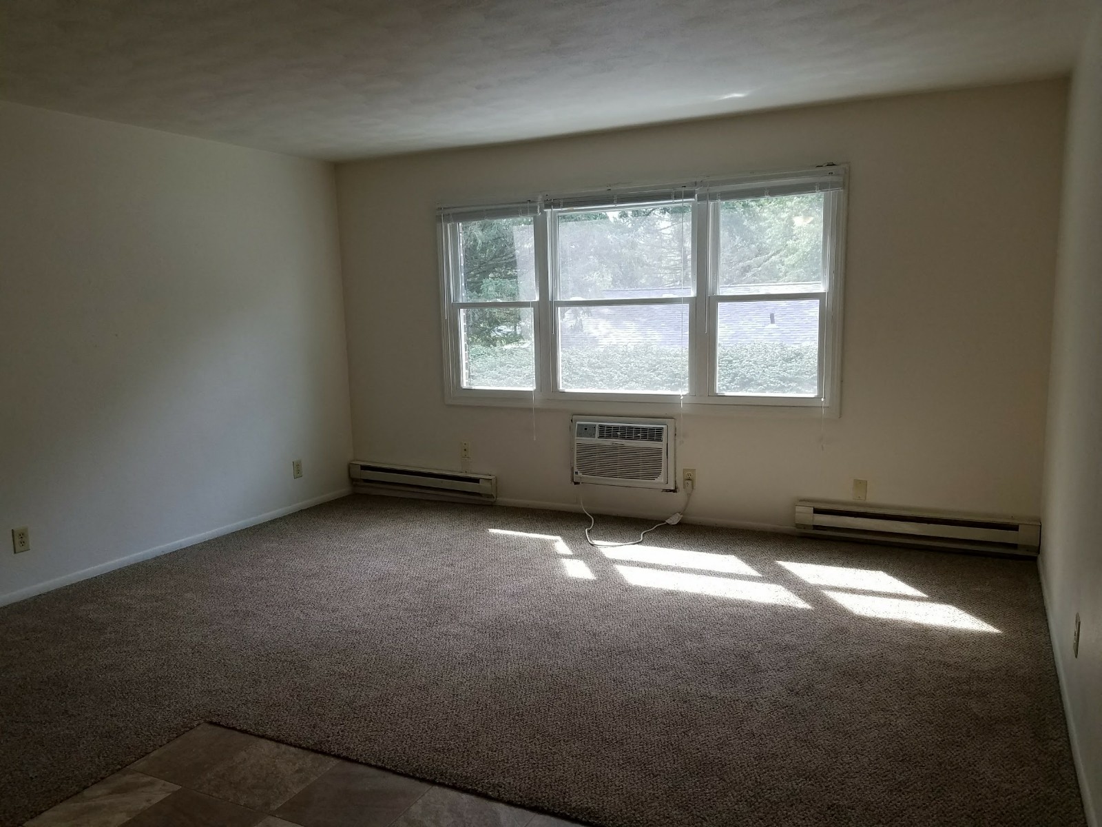 Photos and Video of Maplecrest in Wataga, IL