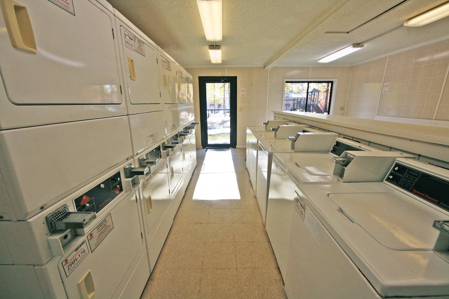 Gallery Photo 16