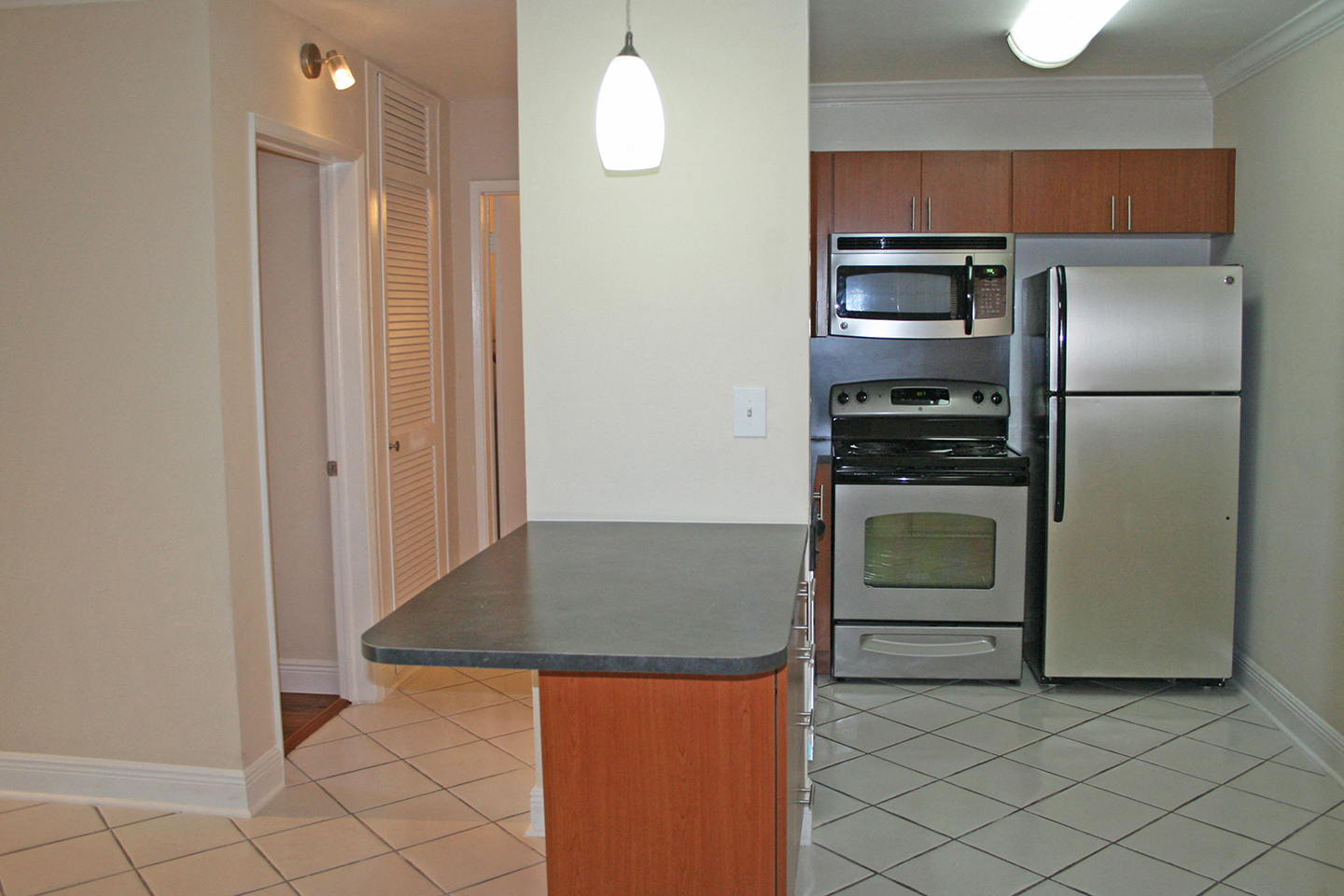 ONE BEDROOM KITCHEN LAYOUT