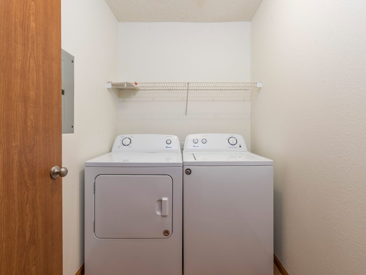 Fairview Apartments | 2 Bedroom-Laundry