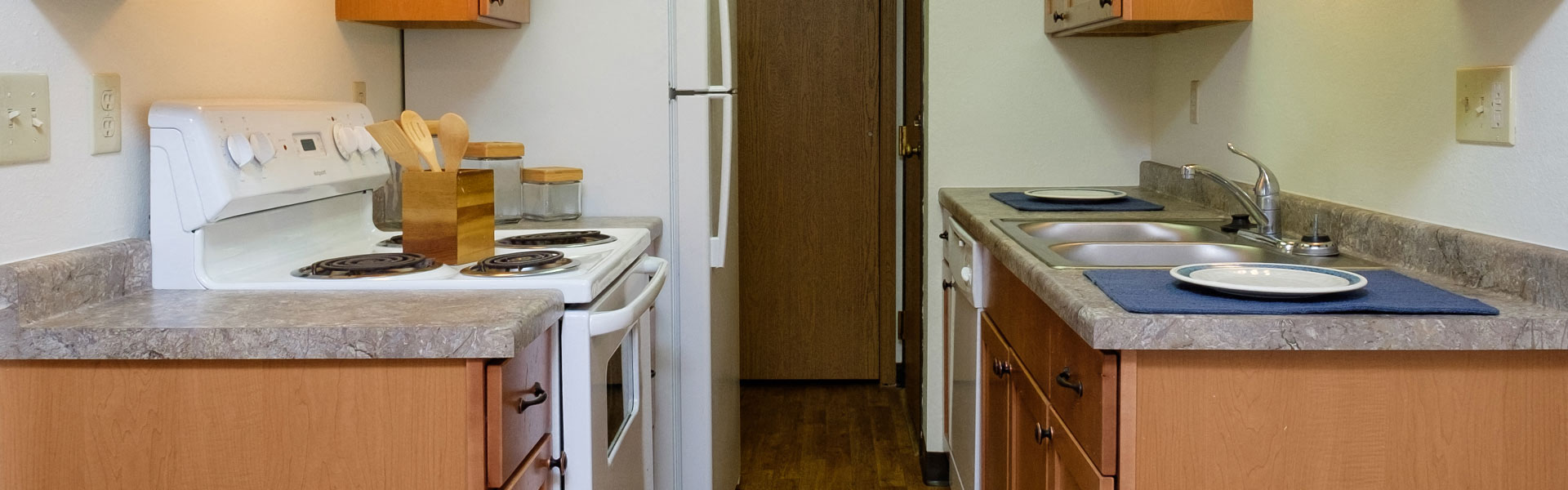 Photos and Video of Luxford Court Apartment Community in Fargo, ND