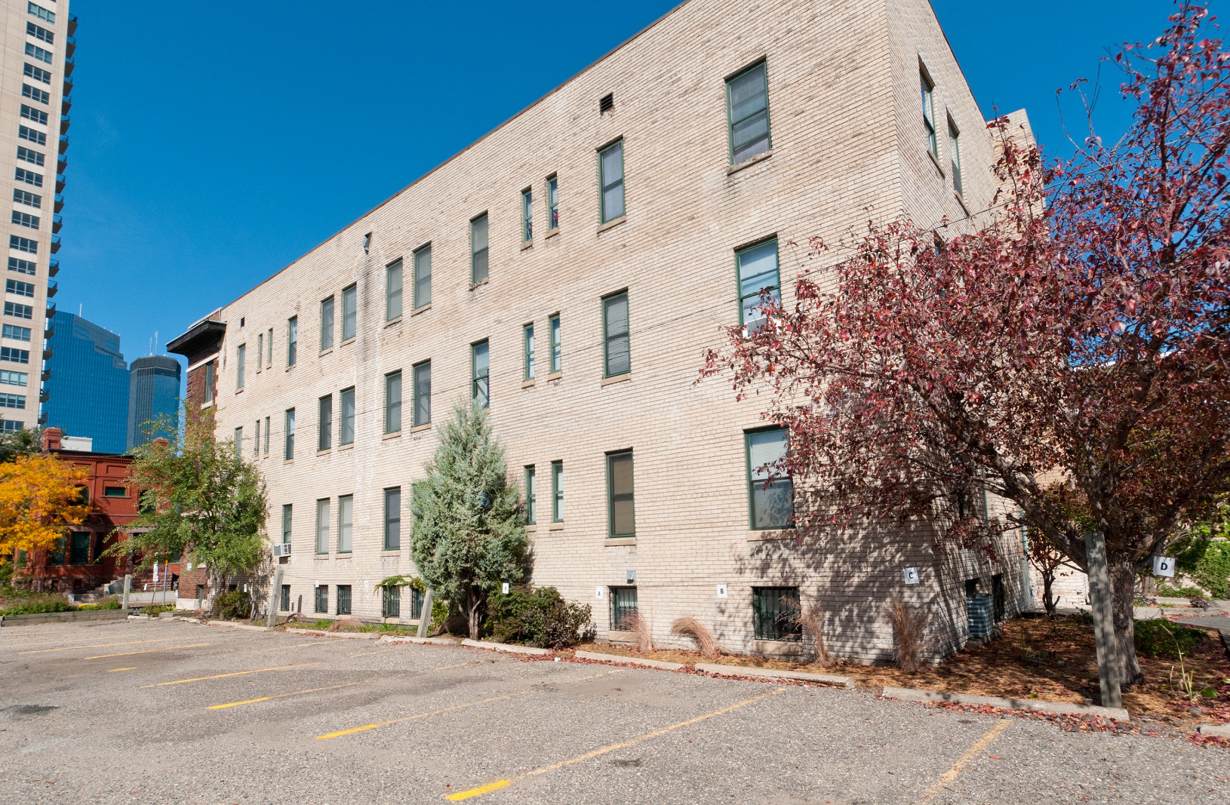 Photos and Video of The Barrington in Minneapolis, MN