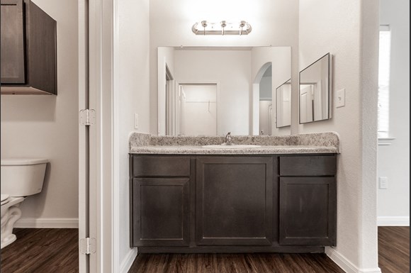 Medio Springs Ranch Apartments, 1530 Marbach Oaks, San Antonio, TX