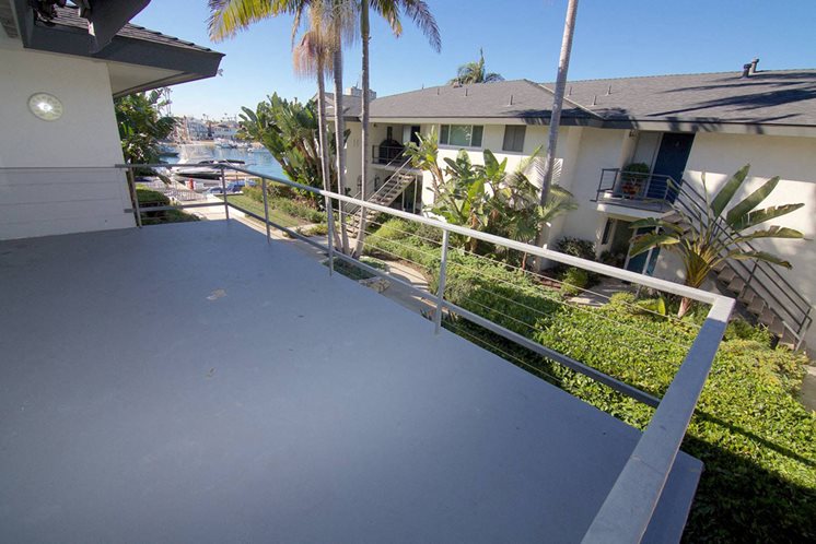 Newport Beach CA Apartment Rentals | The Waterfront