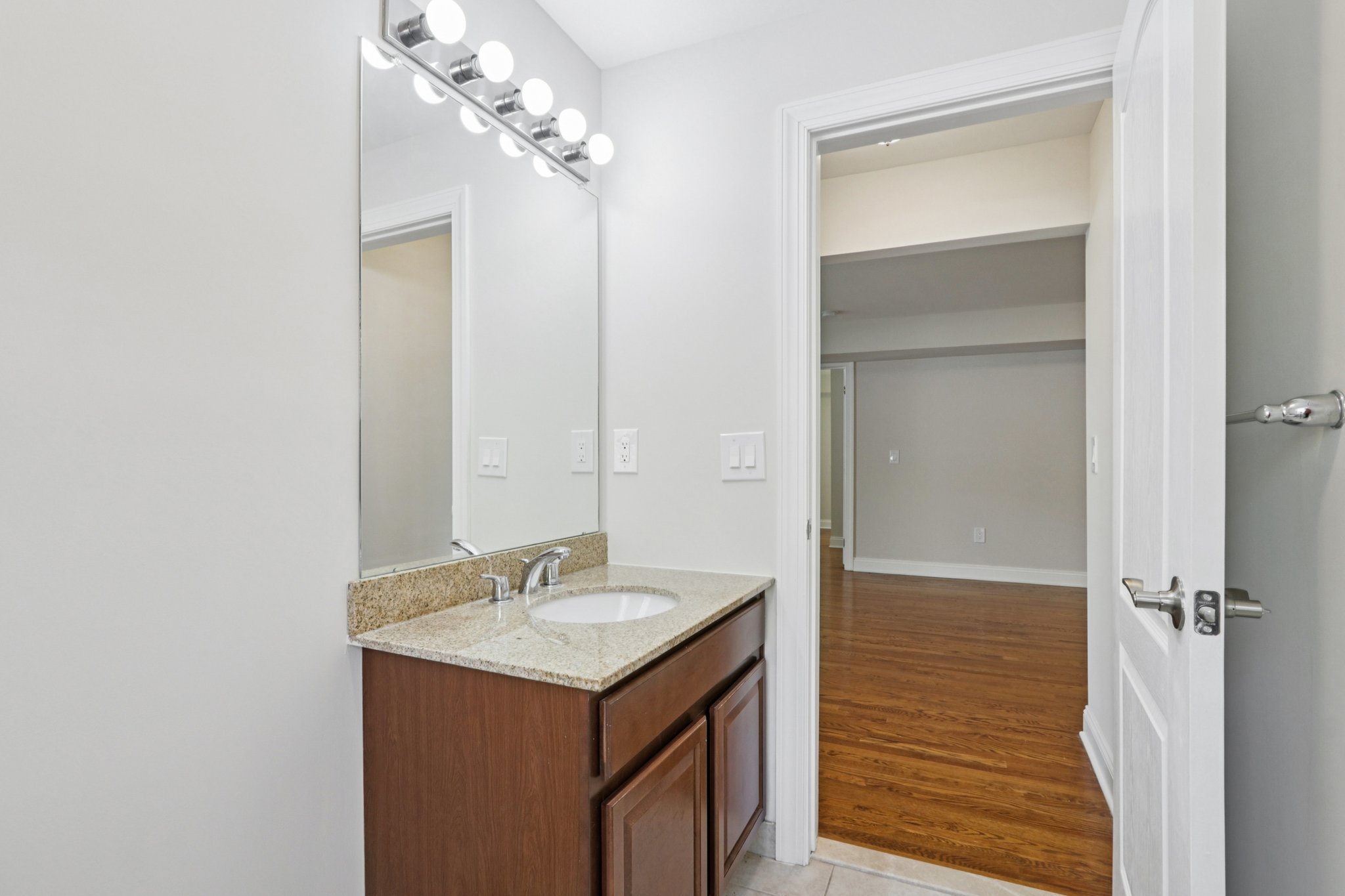 Gallery Photo 41