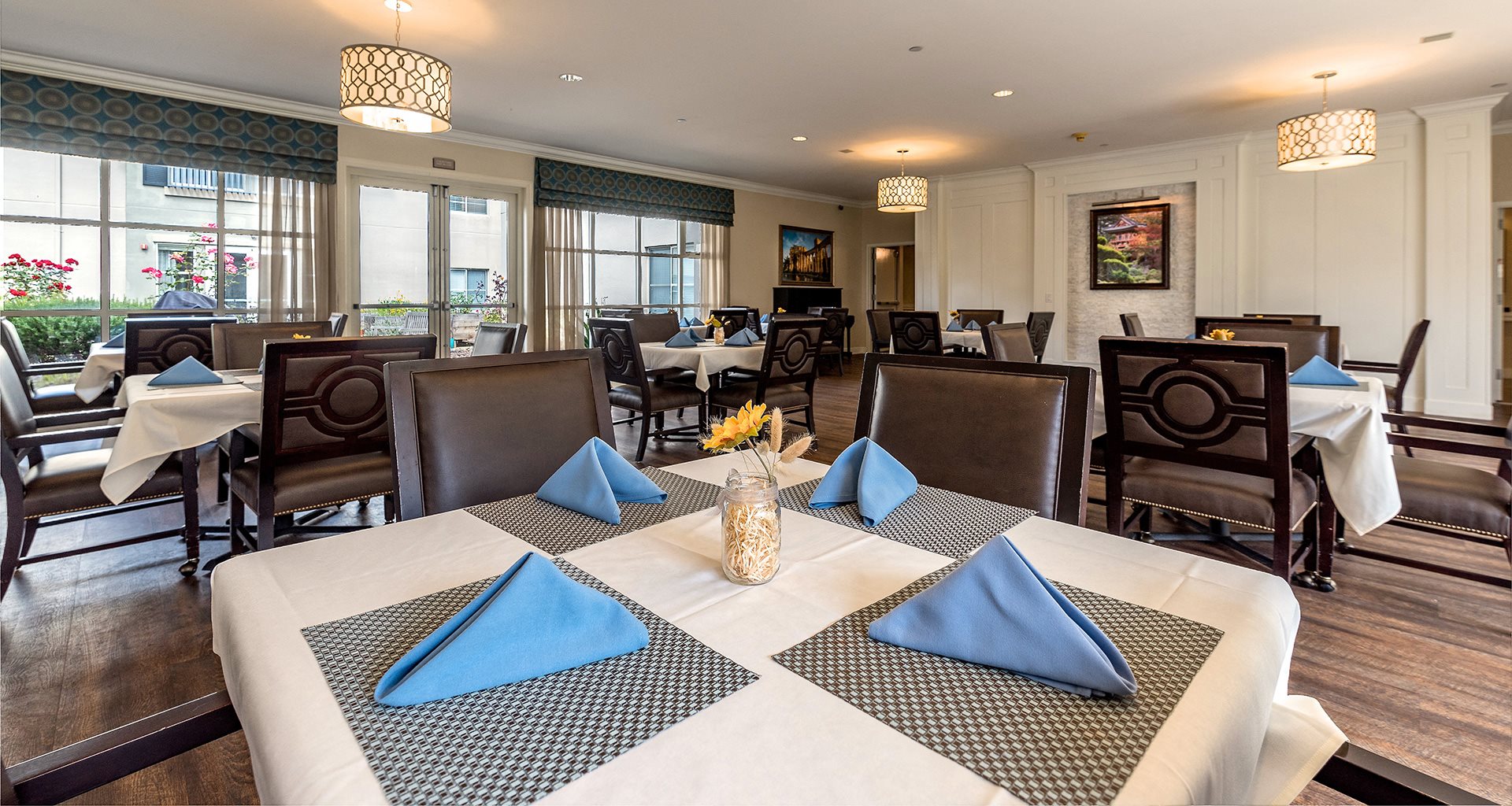 Pacifica Senior Living Mission Villa Apartments In Daly City Ca Cafe Pacifica Senior Living Mission Villa, Round Table Daly City Mission