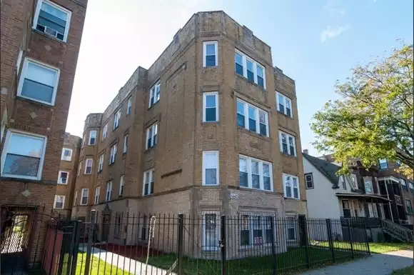 Exterior of West Garfield Park Apartments | Pangea Real Estate