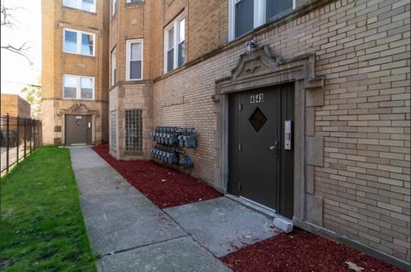 Entrance of West Garfield Park Apartments | Pangea Real Estate