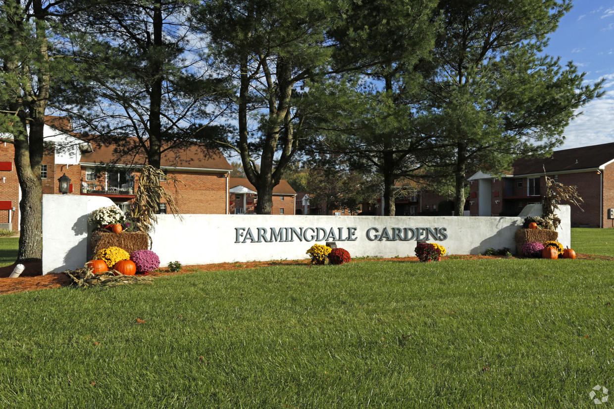 Farmingdale Gardens Apartments in Farmingdale, NJ
