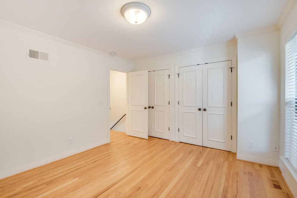Gallery Photo 10