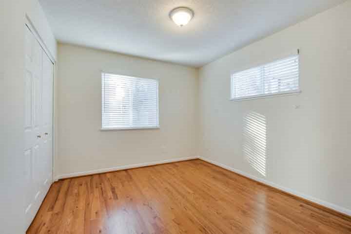 Gallery Photo 13