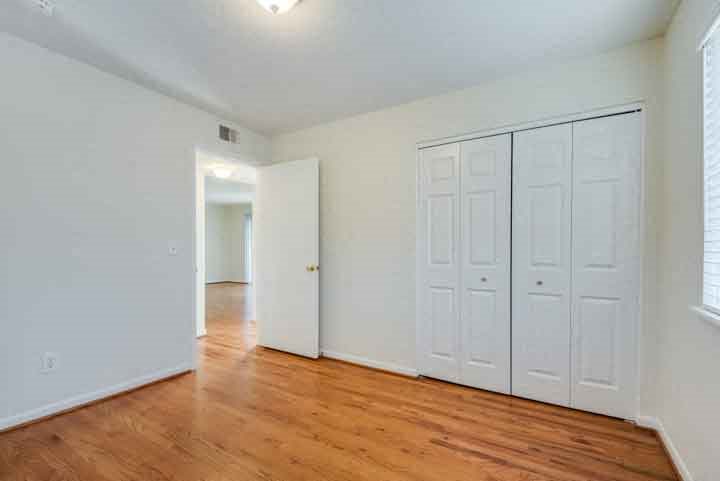 Gallery Photo 15