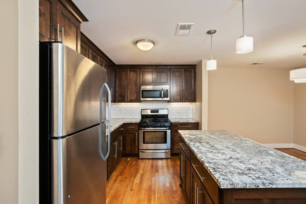 Gallery Photo 15