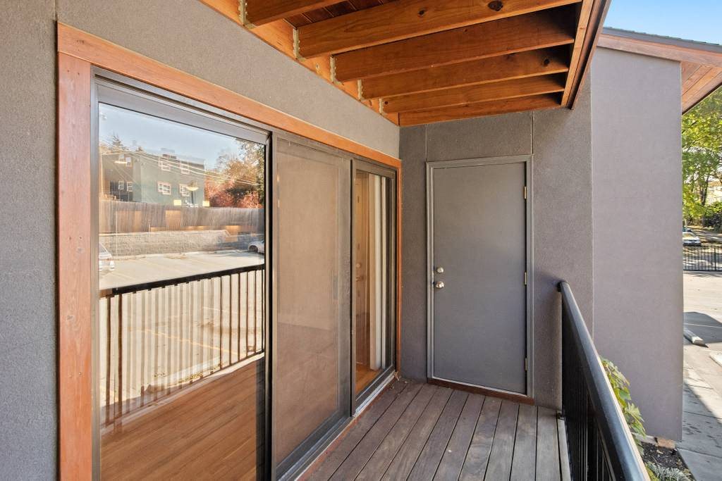 Gallery Photo 27