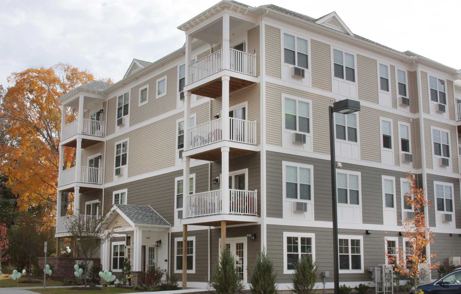 Laurel Hill Residences Apartments in Brookfield, CT