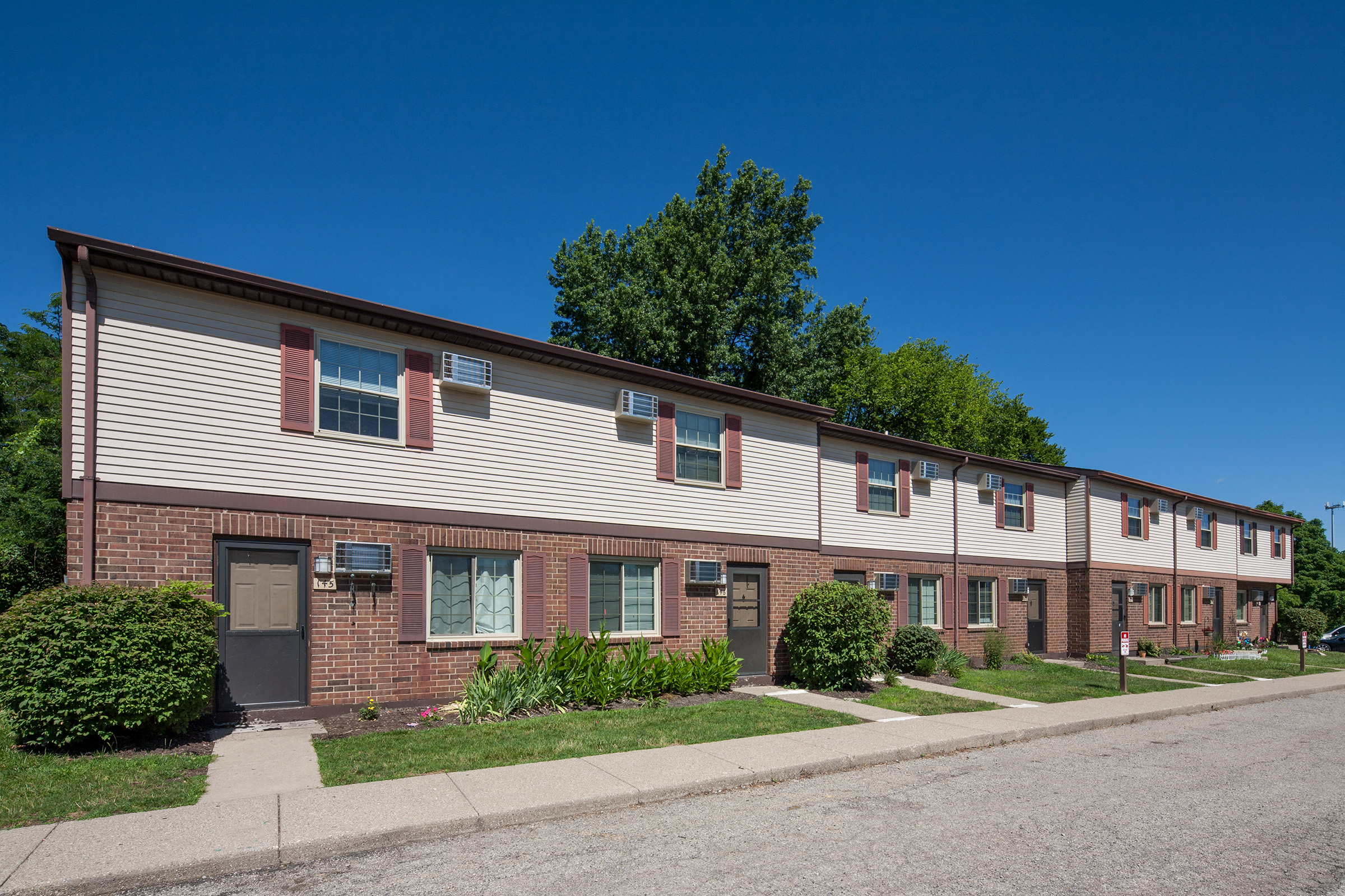 Greentree Village Apartment and Community Amenities