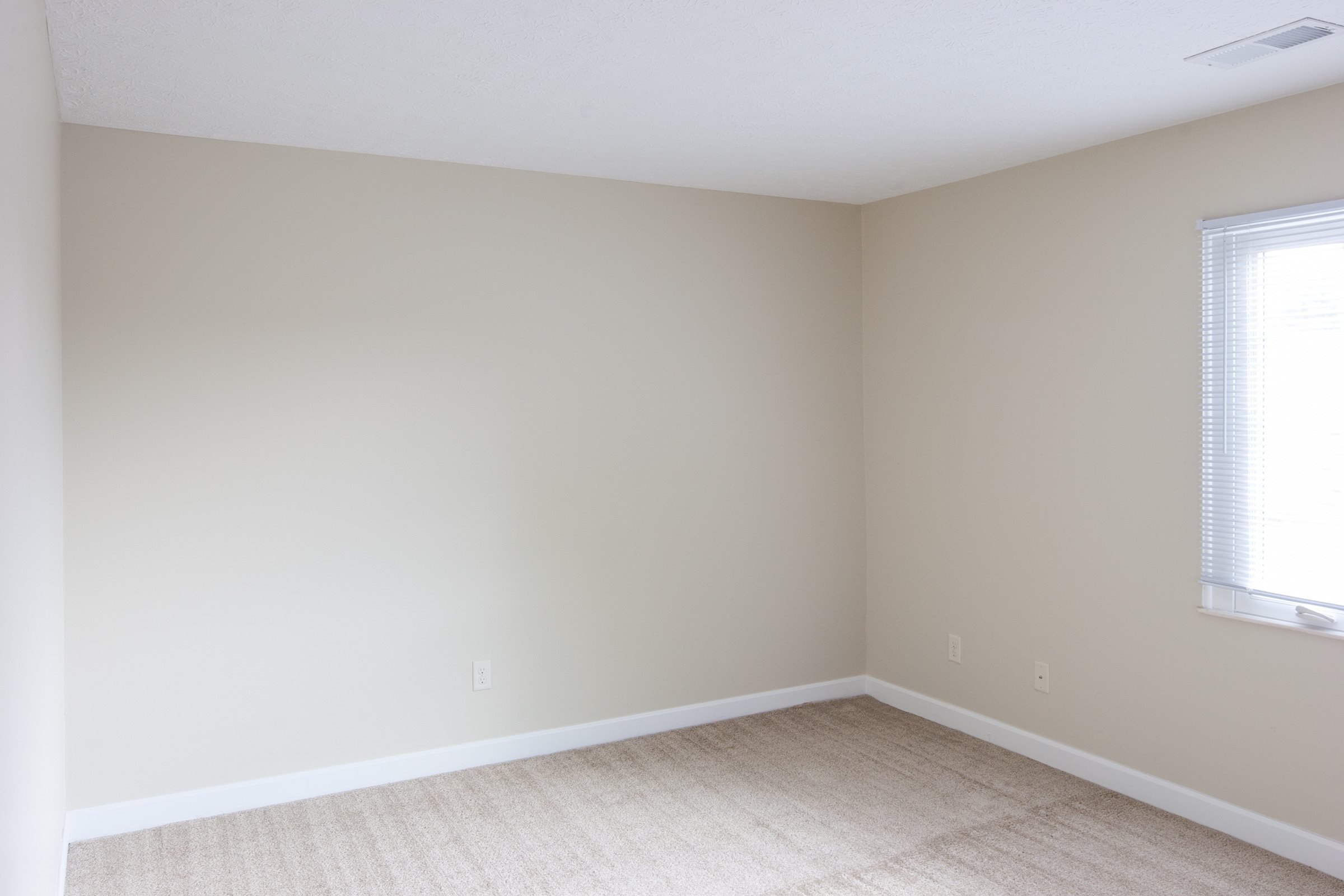 Photos and Video of Applewood Village in Newark, OH