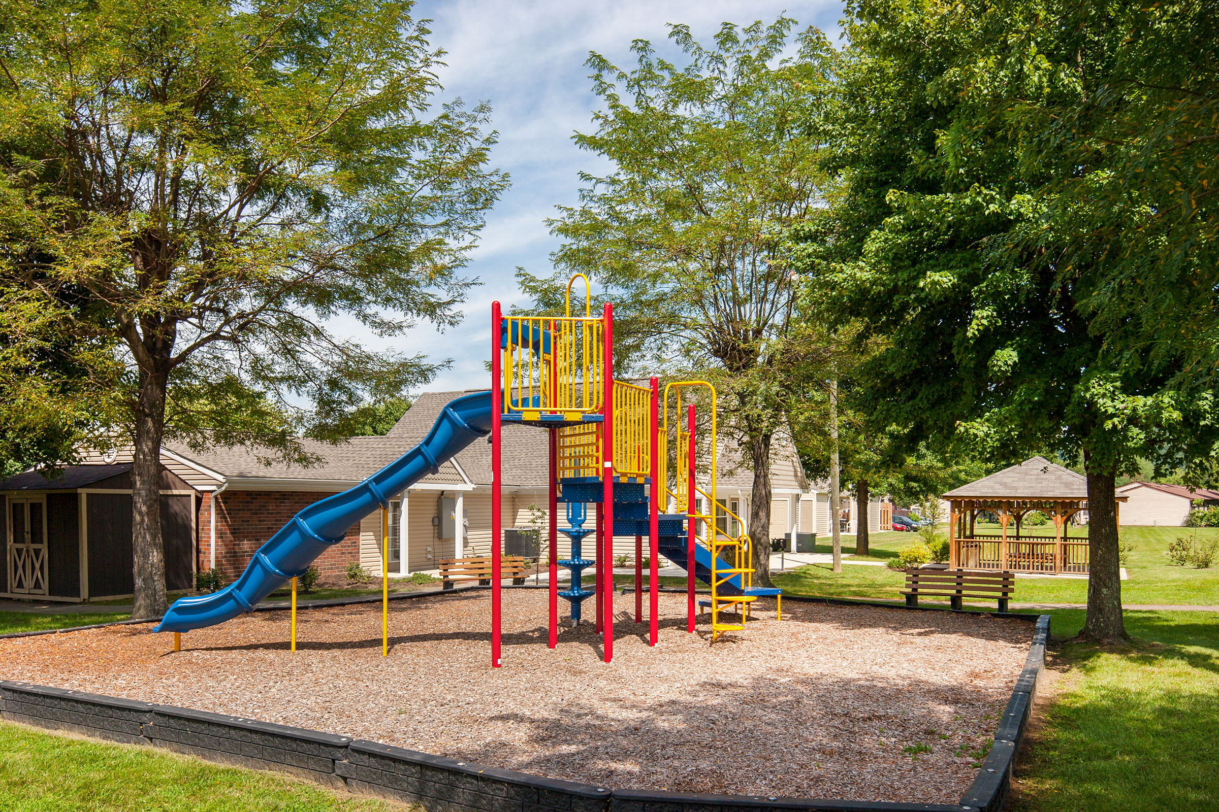 Lawrence Village Apartments in South Point, OH