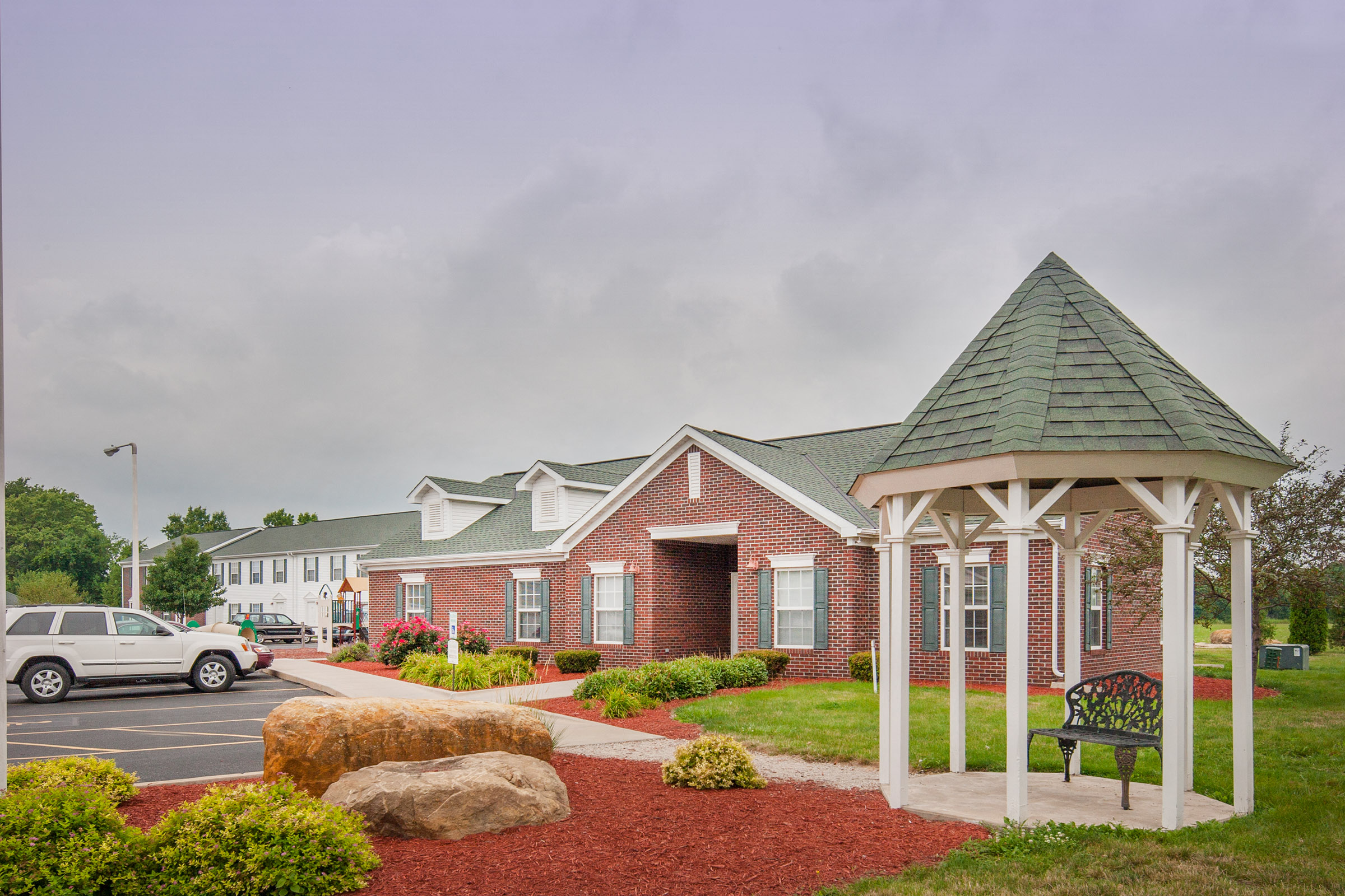 Map and Directions to Chatham Crossing in Chatham, IL
