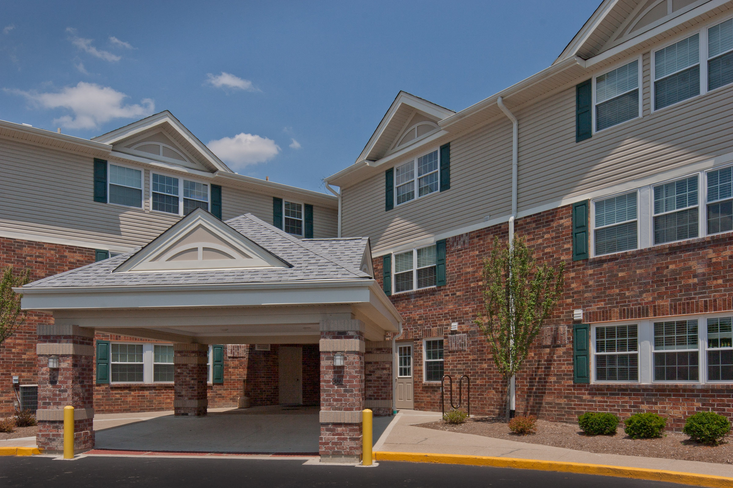 Skybird Manor Apartments in Greensburg, IN