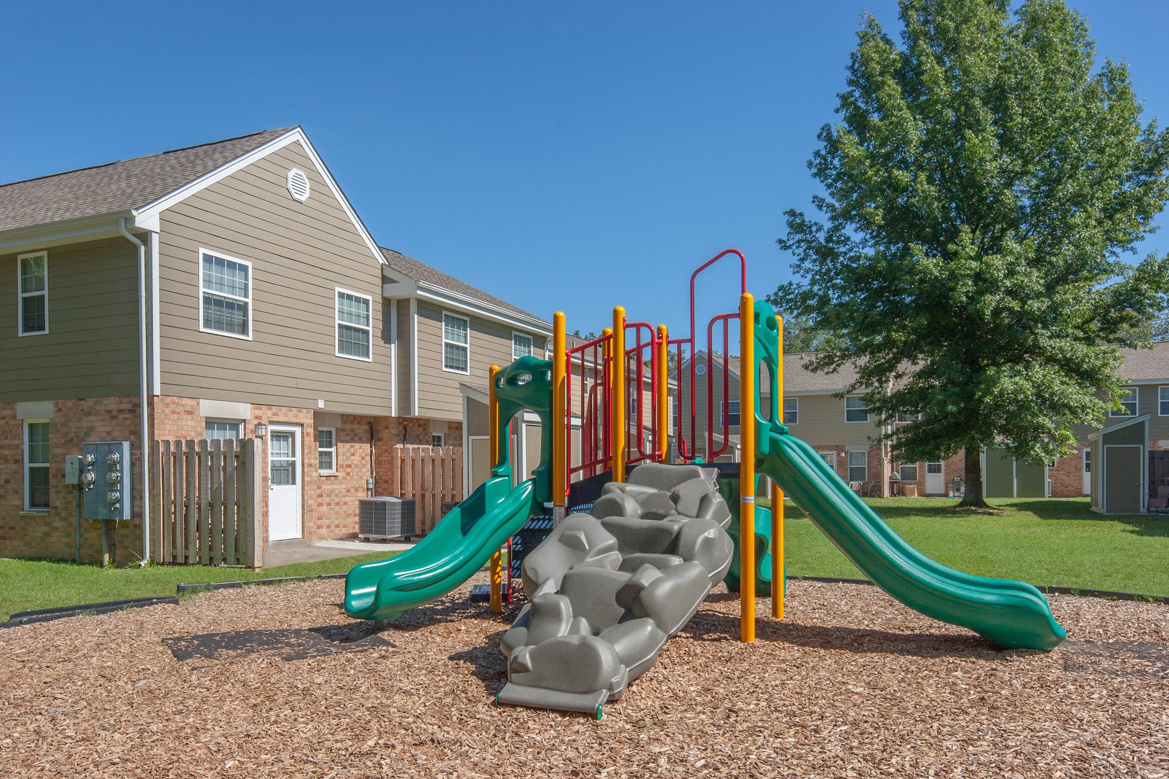 Photos and Video of Castle Village in Brodhead, KY