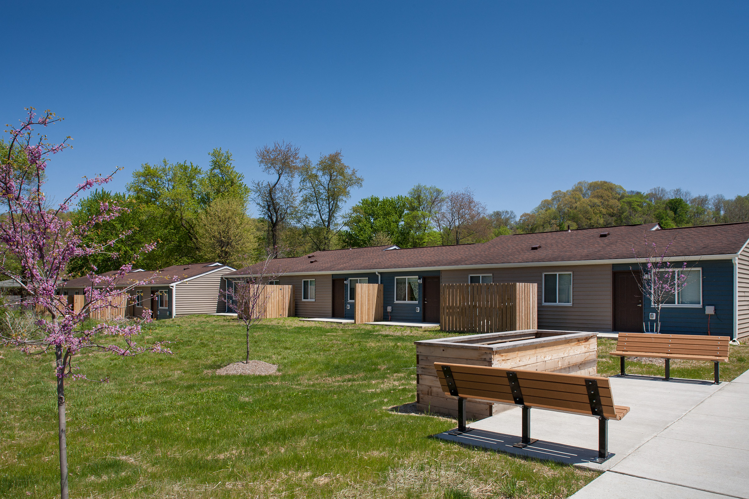 Lawrence Manor Apartments in South Point, OH