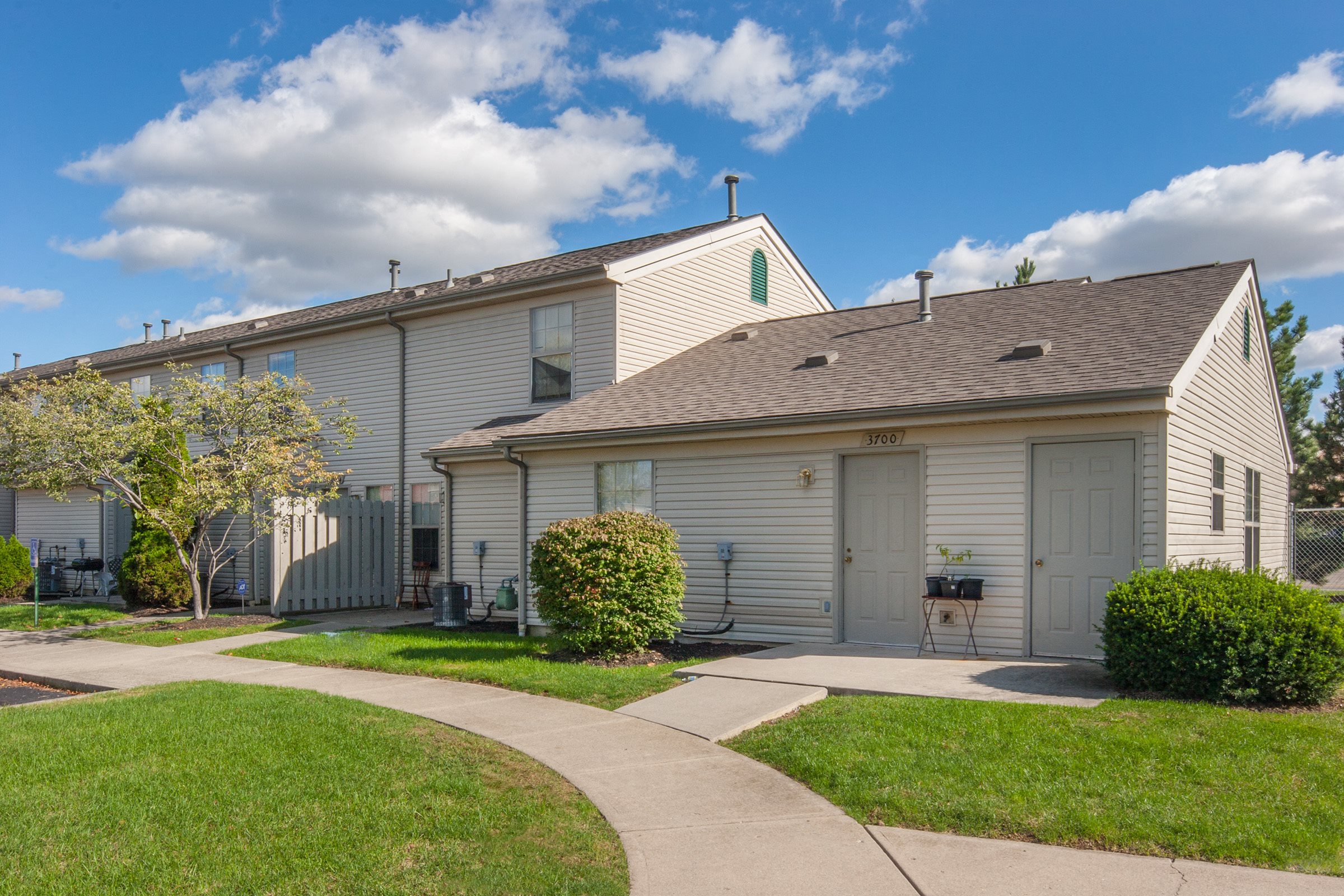 Photos and Video of Kimberly Meadows Apartments in Columbus, OH