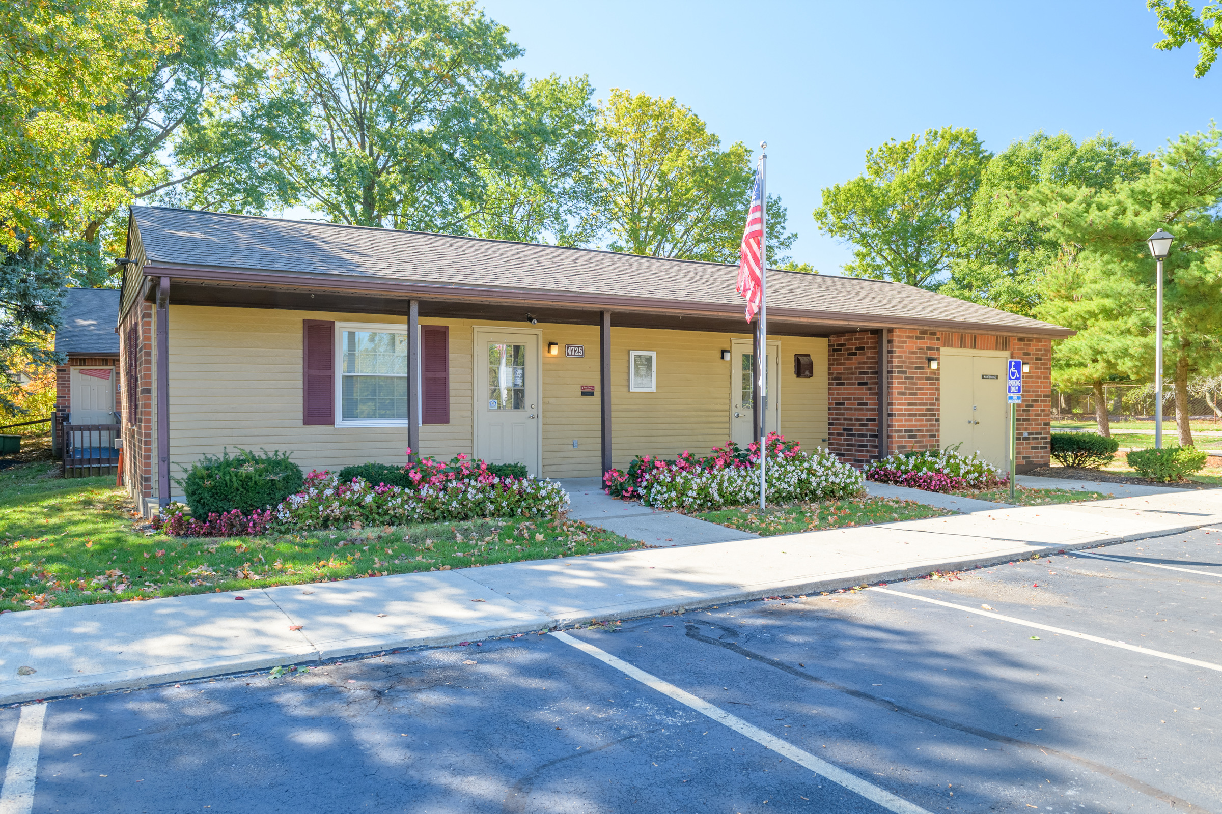 Beckley Townhomes Apartment and Community Amenities