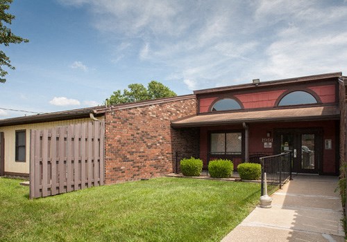Franklin Cove Apartments