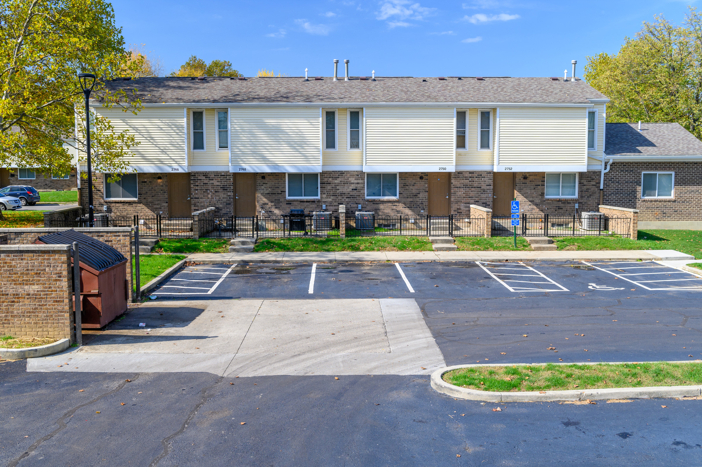 Ohio Townhouses Apartments in Columbus, OH