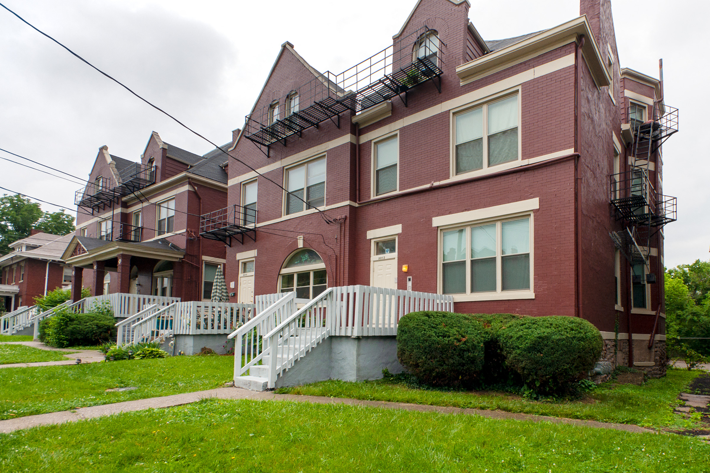 Fulton Chateau Apartments in Cincinnati, OH