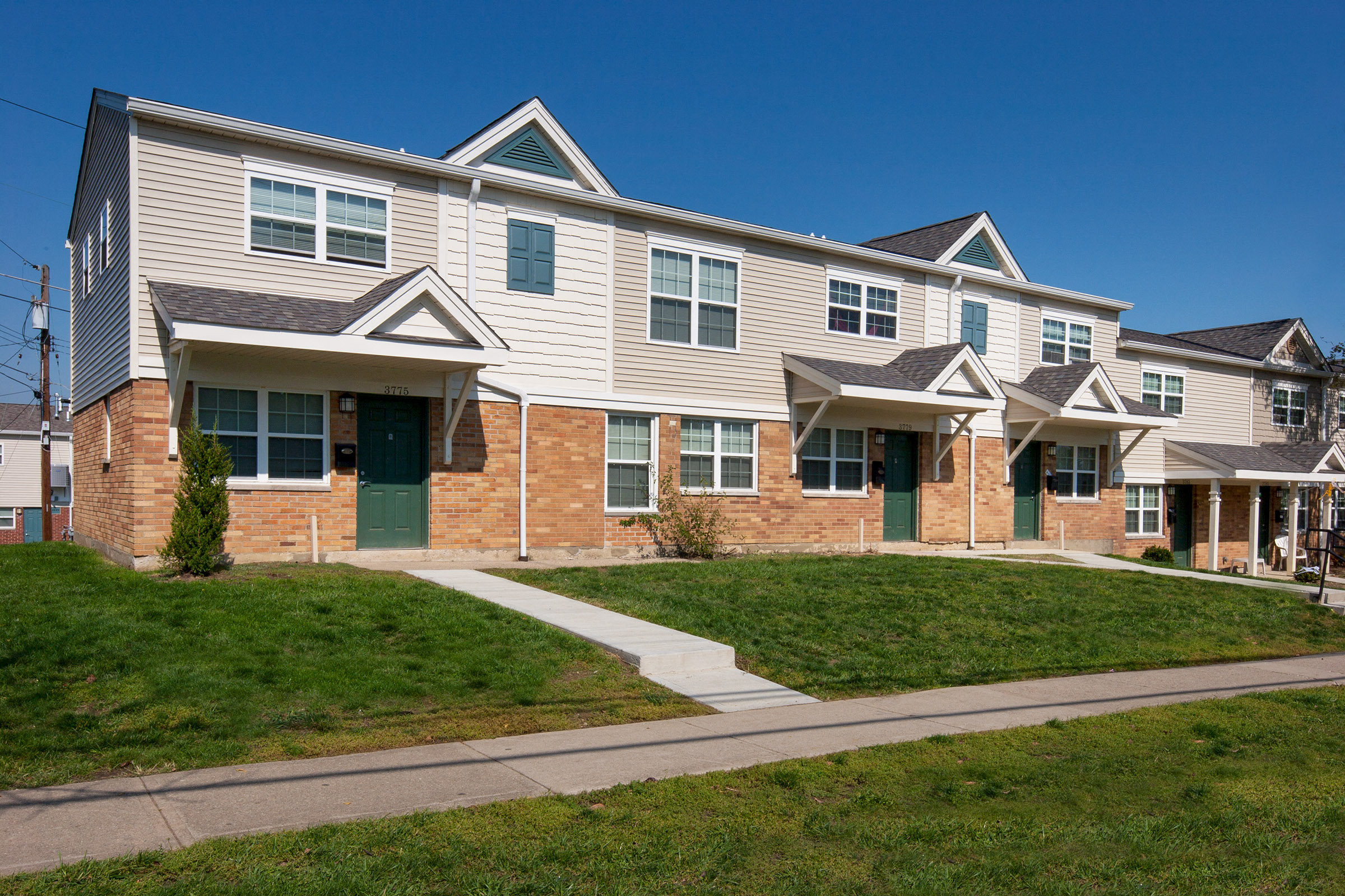 Villages at Roll Hill Apartment and Community Amenities