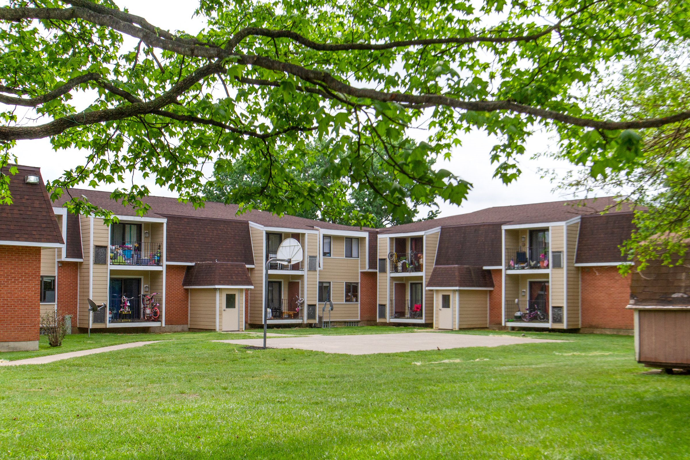 Photos and Video of Hyde Park West Apartments in Mt. Orab, OH