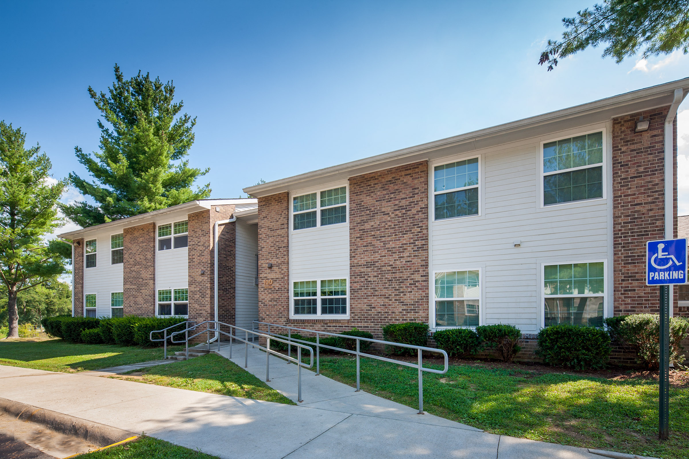 Bracken Creek Apartments in Augusta, KY