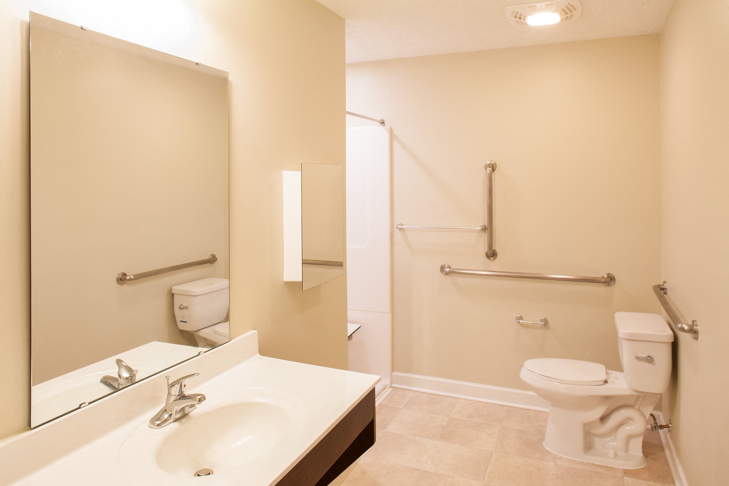 Photos and Video of Echo Hill in Vanceburg, KY