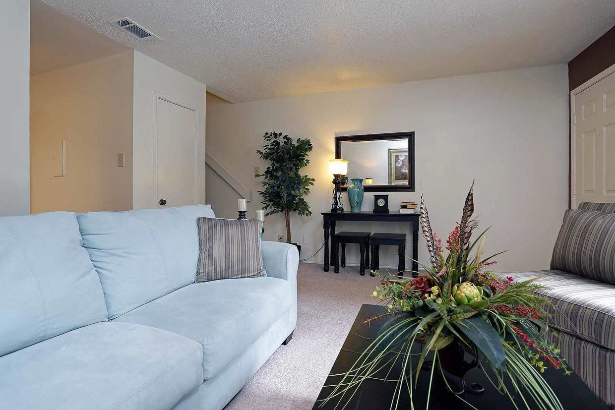 Photos and Video of Dove Creek Villas in Grapevine, TX