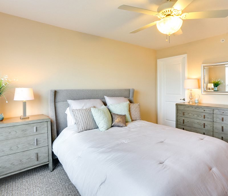 The Glen at Perinton Hills | Apartments in Fairport, NY