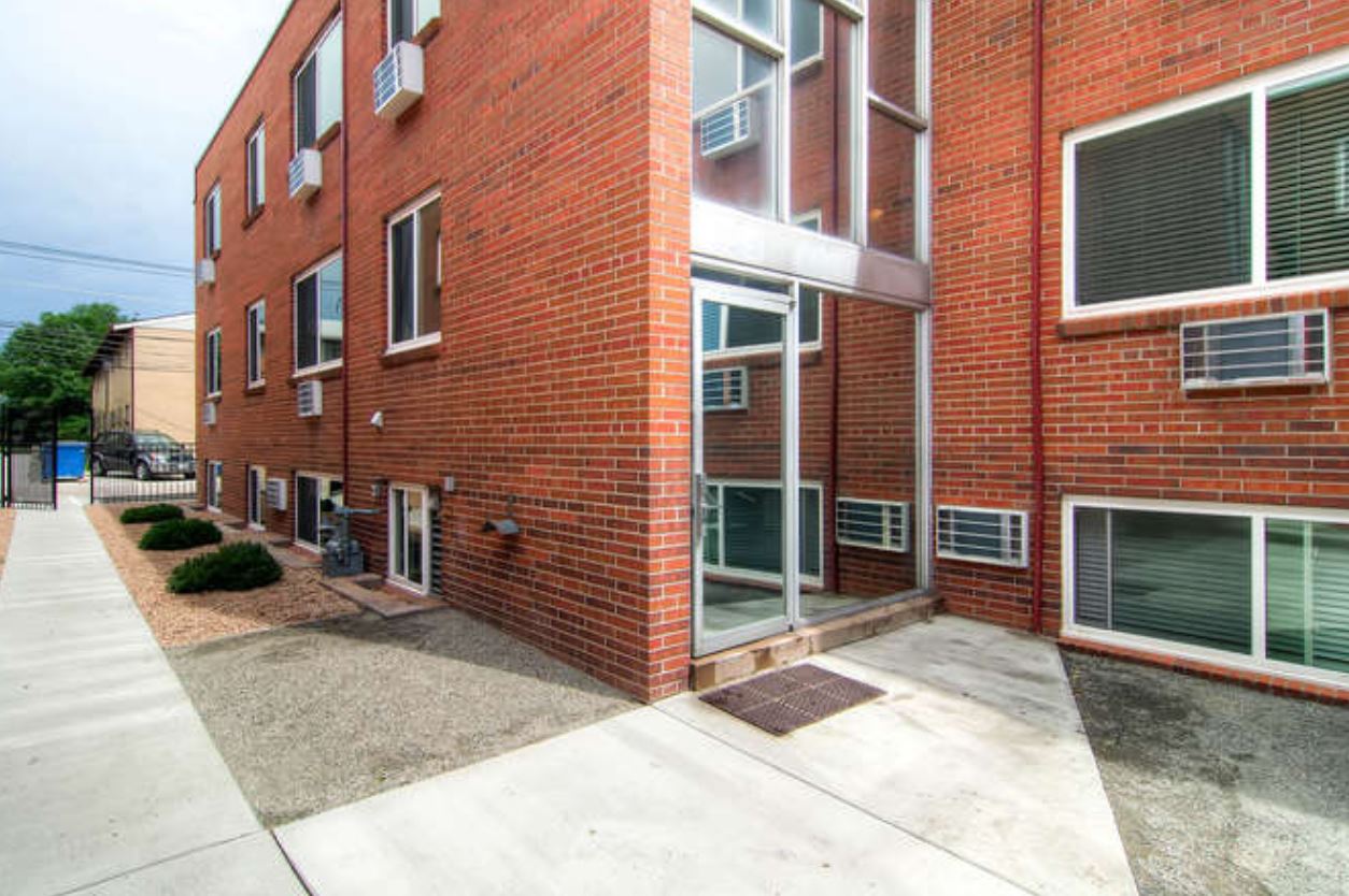 Front Range Apartments Buildings